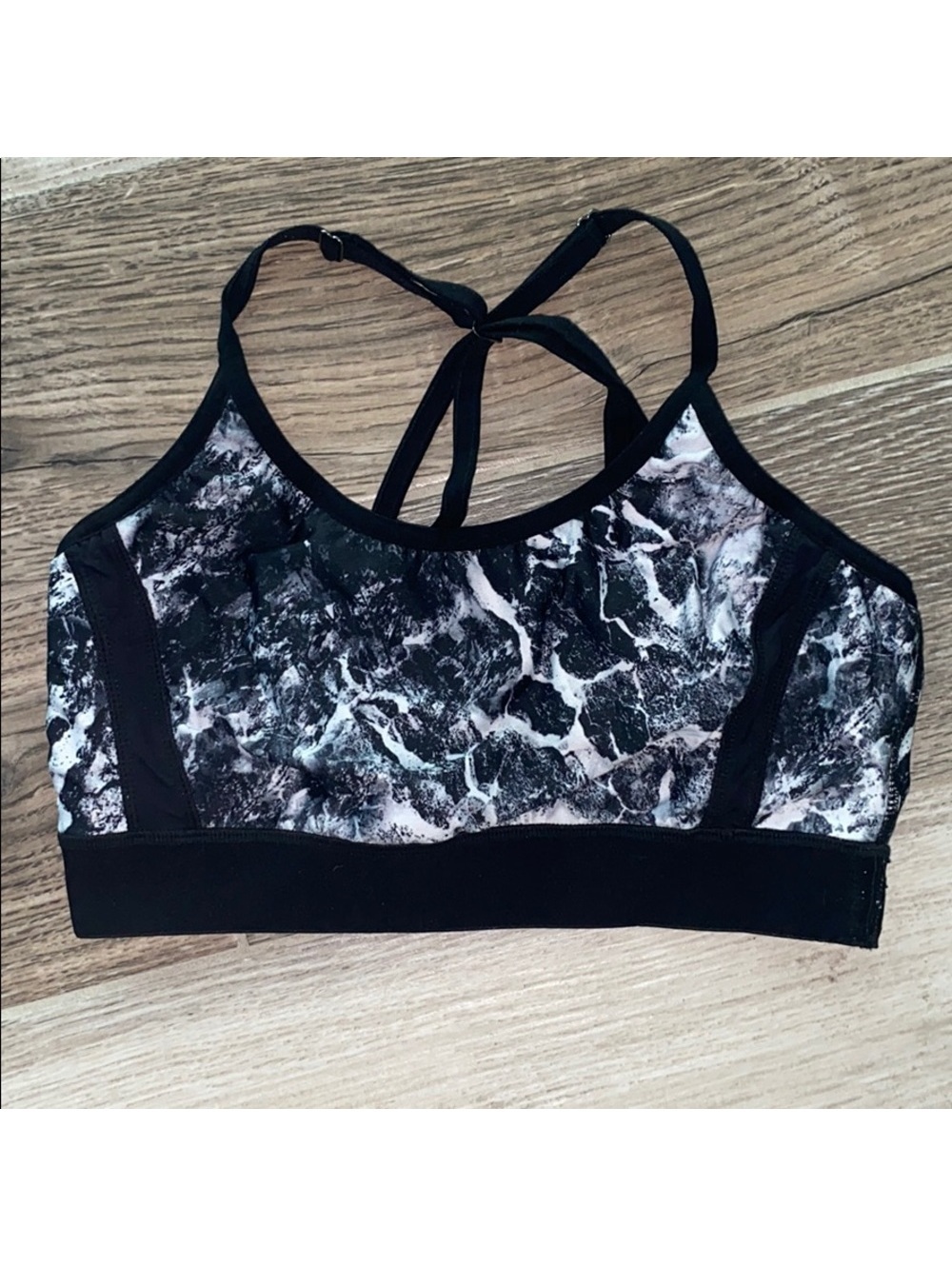 Kyodan Women's Black and White Adjustable Strappy Back Athletic Bra, Size Large